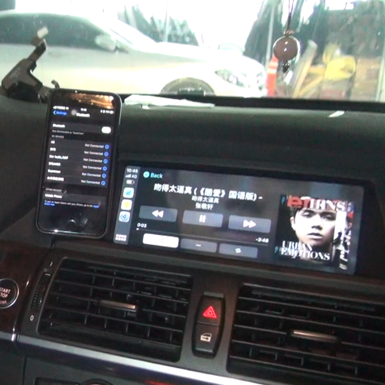 apple-carplay-in-a-mini-cooper-thecarplayer